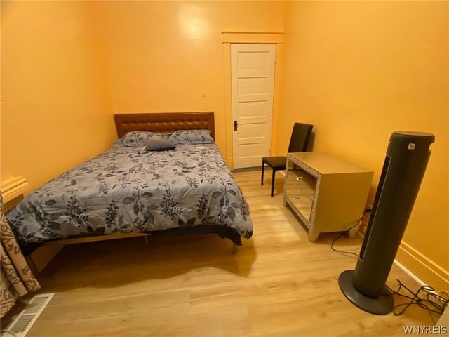 1637 Falls Street, Niagara Falls, NY 14303