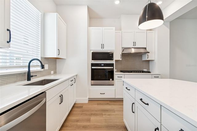 6605 N NEBRASKA AVENUE 18, Tampa, FL 33604