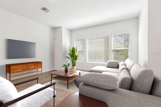 6605 N NEBRASKA AVENUE 18, Tampa, FL 33604