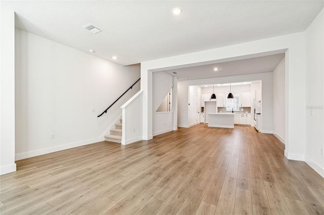 6605 N NEBRASKA AVENUE 18, Tampa, FL 33604