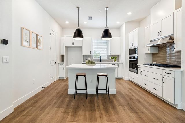 6605 N NEBRASKA AVENUE 18, Tampa, FL 33604