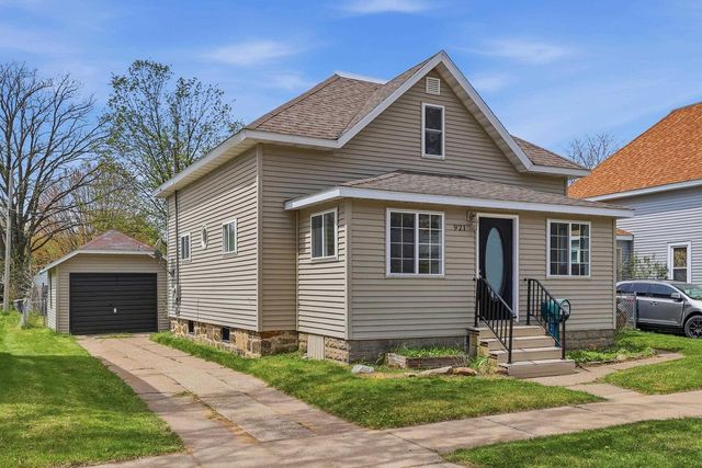 921 10TH AVENUE NORTH, Wisconsin Rapids, WI 54495
