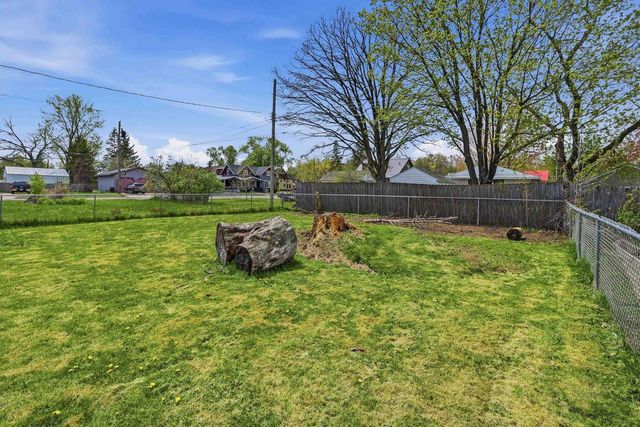 921 10TH AVENUE NORTH, Wisconsin Rapids, WI 54495