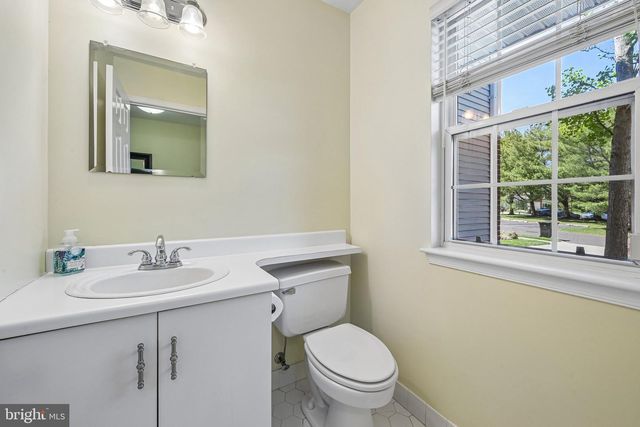 14 CONGRESS CIR, Medford, NJ 08055