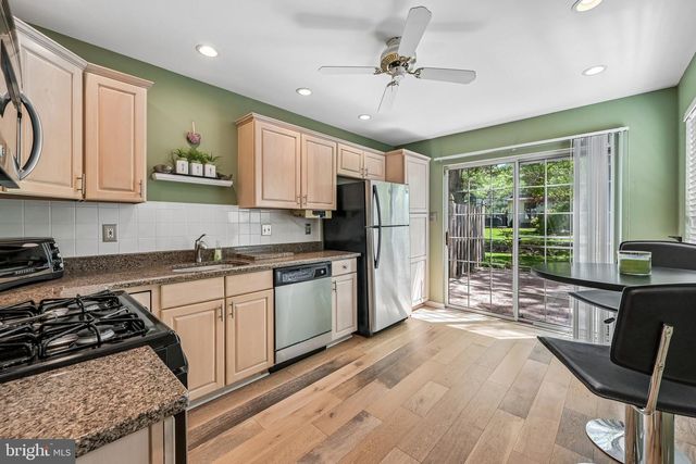 14 CONGRESS CIR, Medford, NJ 08055