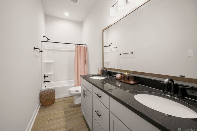 6524 Nesting Dr, Gonzales, LA 70737