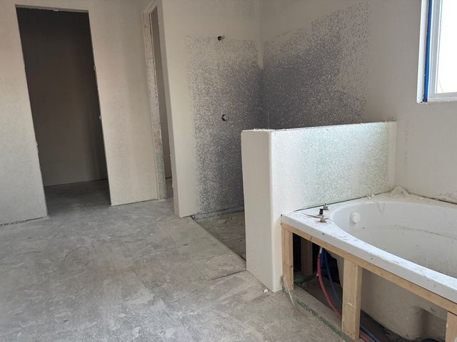 2212 Continent Court, Krum, TX 76249