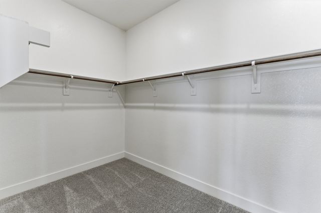 2212 Continent Court, Krum, TX 76249