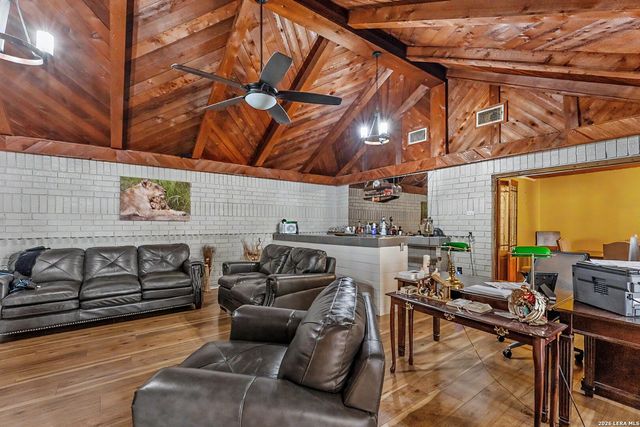 255 Lansing Ln, San Antonio, TX 78207