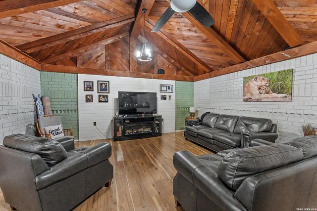 255 Lansing Ln, San Antonio, TX 78207