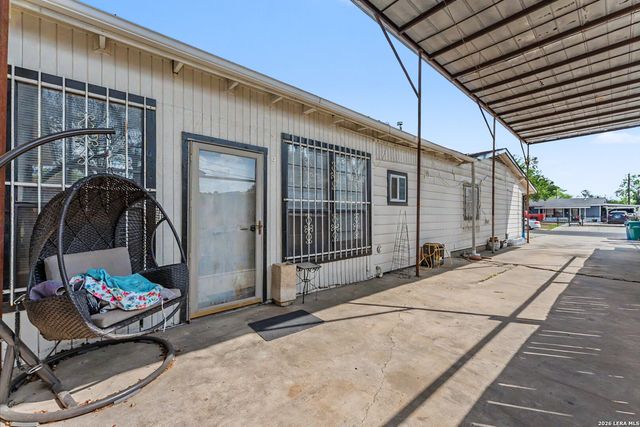 255 Lansing Ln, San Antonio, TX 78207