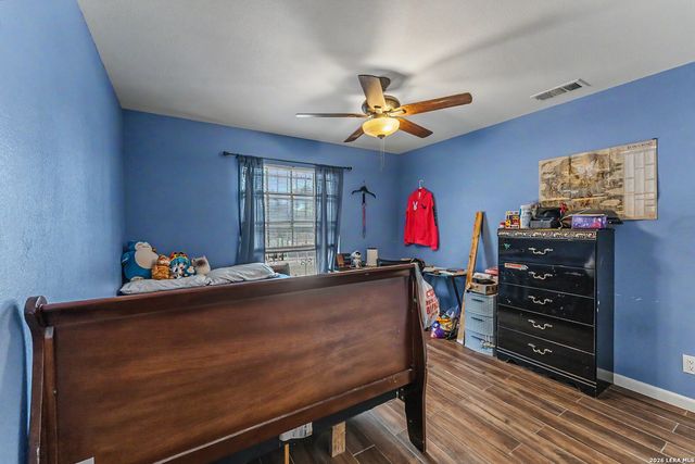 255 Lansing Ln, San Antonio, TX 78207