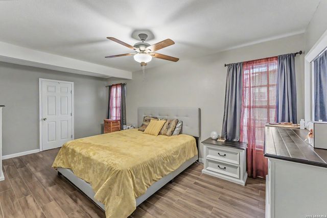 255 Lansing Ln, San Antonio, TX 78207