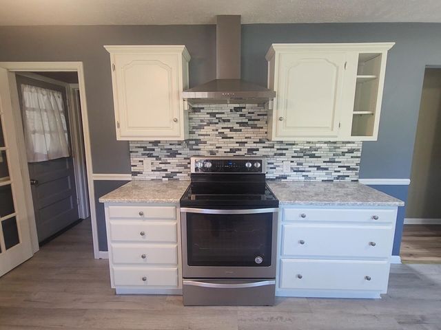 301 Rancho Street, Eaton Rapids, MI 48827