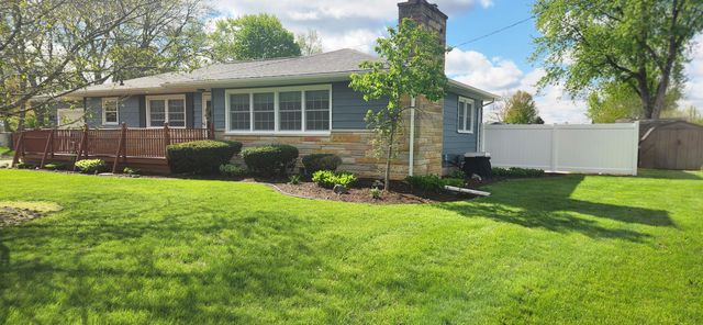 301 Rancho Street, Eaton Rapids, MI 48827