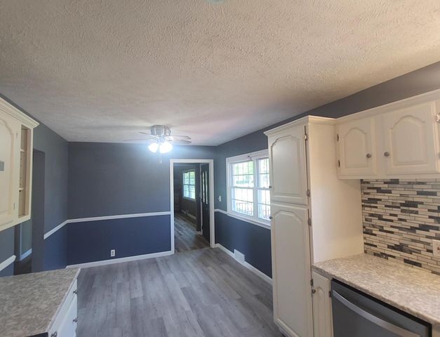 301 Rancho Street, Eaton Rapids, MI 48827