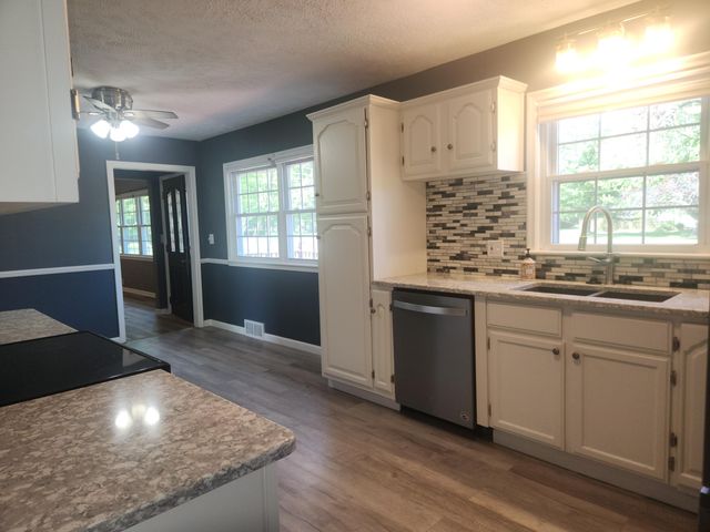 301 Rancho Street, Eaton Rapids, MI 48827