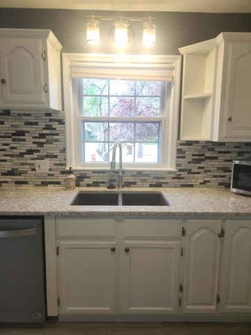 301 Rancho Street, Eaton Rapids, MI 48827