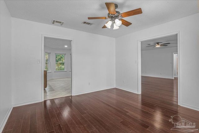 5704 Janet St, Milton, FL 32570