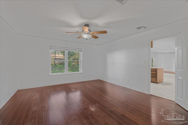 5704 Janet St, Milton, FL 32570