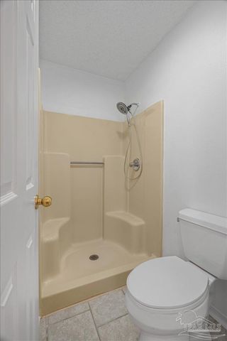 5704 Janet St, Milton, FL 32570