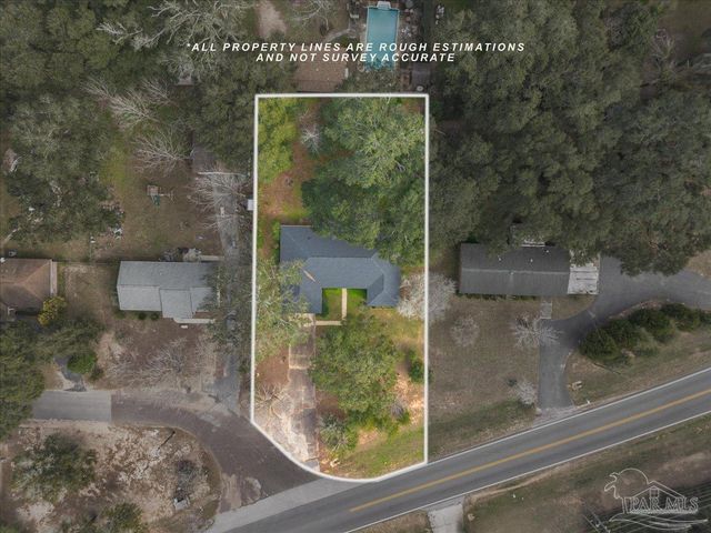 5704 Janet St, Milton, FL 32570