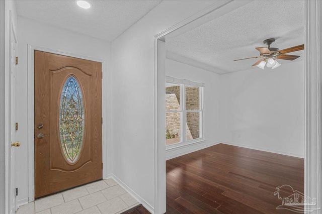 5704 Janet St, Milton, FL 32570