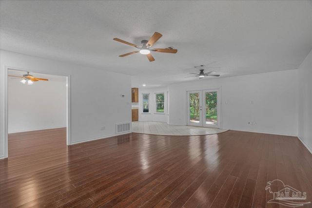 5704 Janet St, Milton, FL 32570