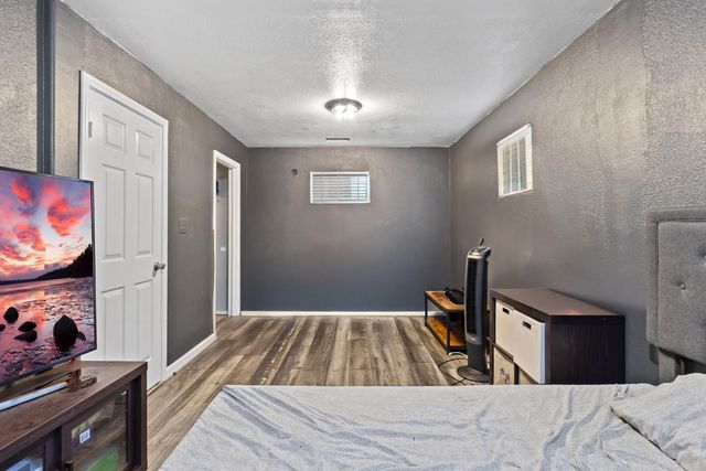 1813 Poppy Ln, Ceres, CA 95307