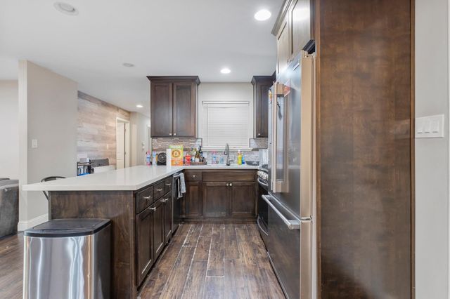 1813 Poppy Ln, Ceres, CA 95307