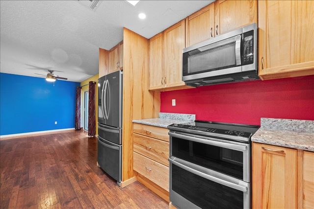 6774 Wheaton Lane, Lake Worth, FL 33467