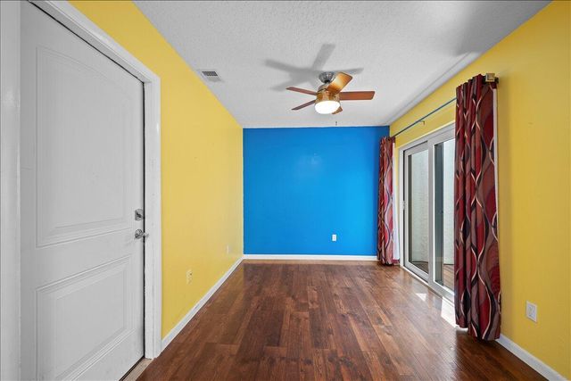 6774 Wheaton Lane, Lake Worth, FL 33467