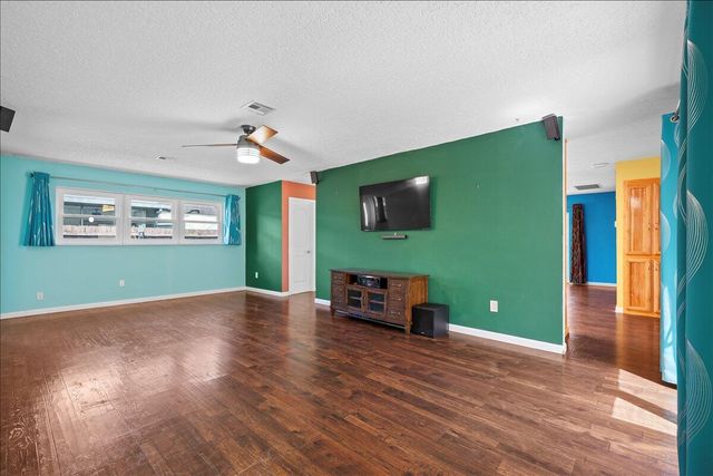 6774 Wheaton Lane, Lake Worth, FL 33467