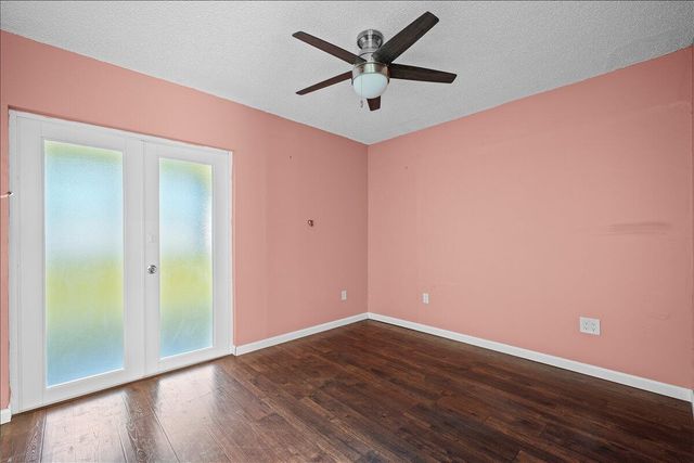 6774 Wheaton Lane, Lake Worth, FL 33467
