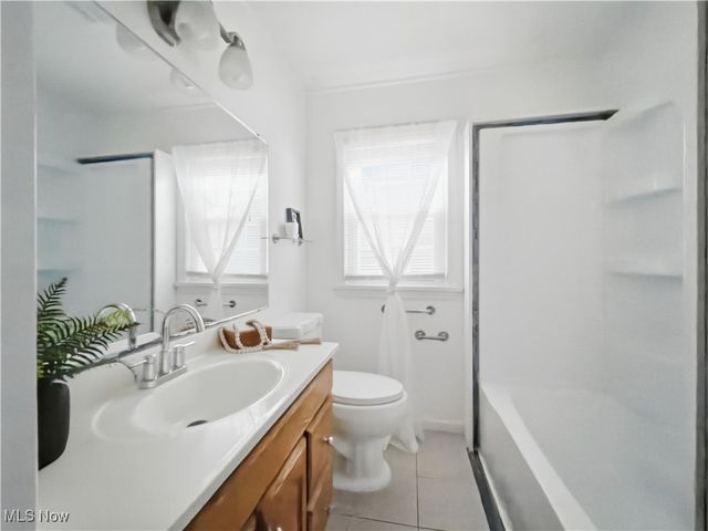 753 Packard Street NW, Warren, OH 44483