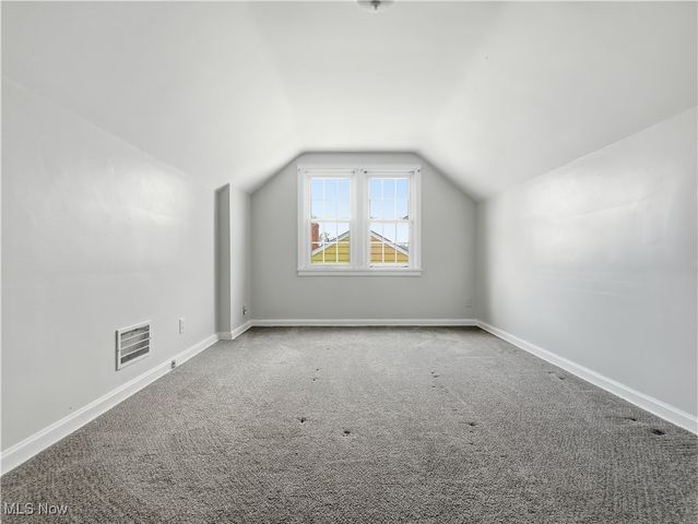 753 Packard Street NW, Warren, OH 44483