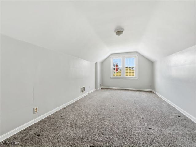 753 Packard Street NW, Warren, OH 44483