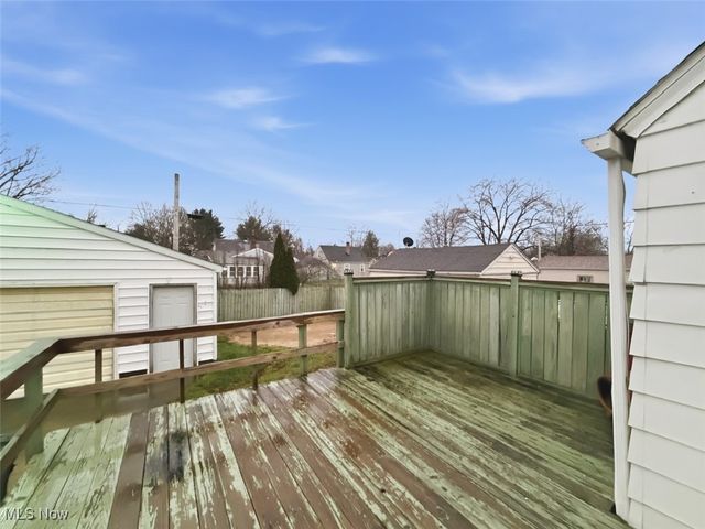 753 Packard Street NW, Warren, OH 44483