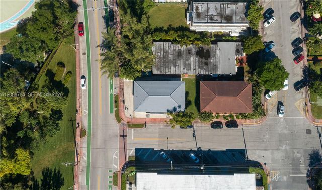 611 74th St, Miami Beach, FL 33141