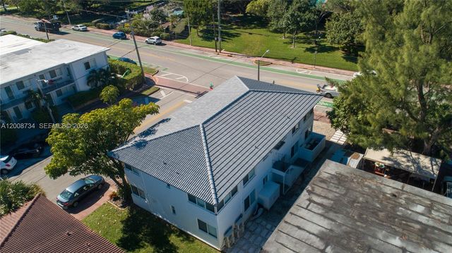 611 74th St, Miami Beach, FL 33141
