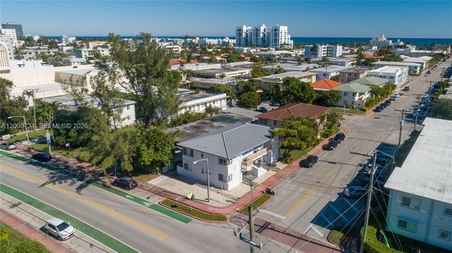 611 74th St, Miami Beach, FL 33141
