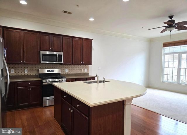 12928 CLARKS CROSSING DR, Clarksburg, MD 20871