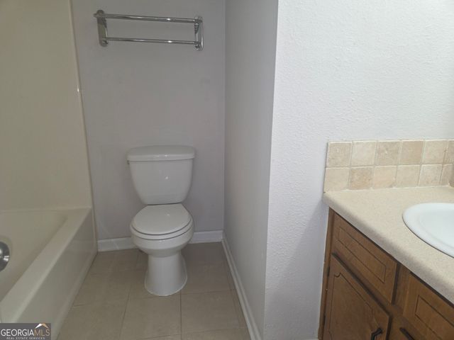 891 Park Place NE, Conyers, GA 30012