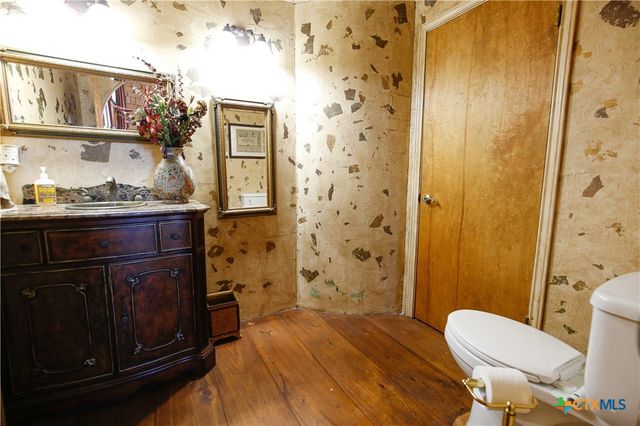 7400 Park Road 4, Burnet, TX 78611