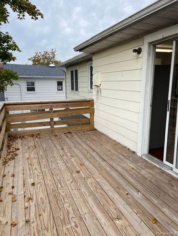 32 Winding Road, Hicksville, NY 11801