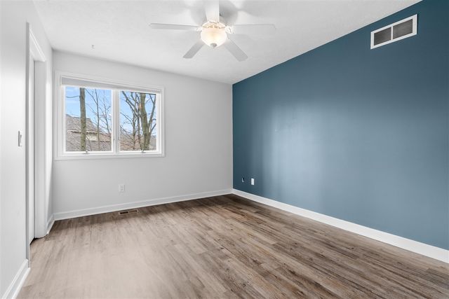 5363 Four Seasons Drive, Kalamazoo, MI 49009