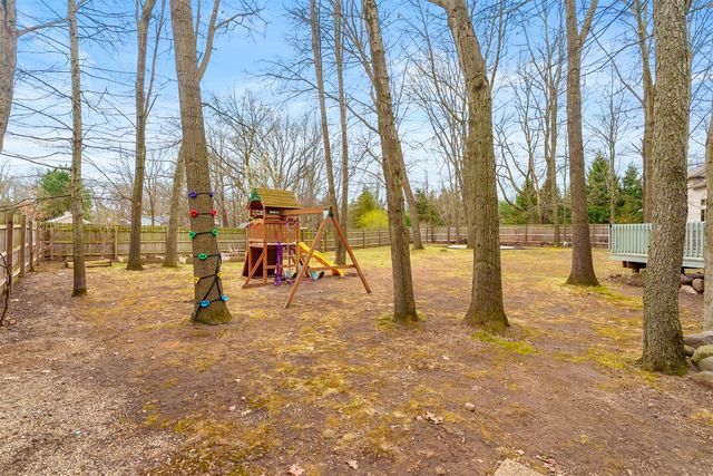 5363 Four Seasons Drive, Kalamazoo, MI 49009
