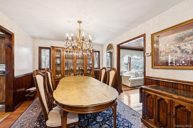 11 Lodge Lane, Belle Terre, NY 11777