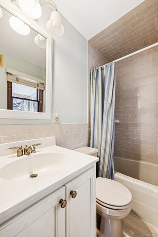 11 Lodge Lane, Belle Terre, NY 11777