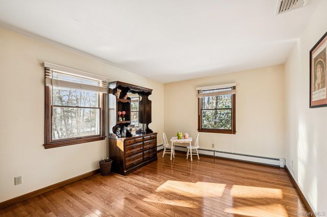 11 Lodge Lane, Belle Terre, NY 11777